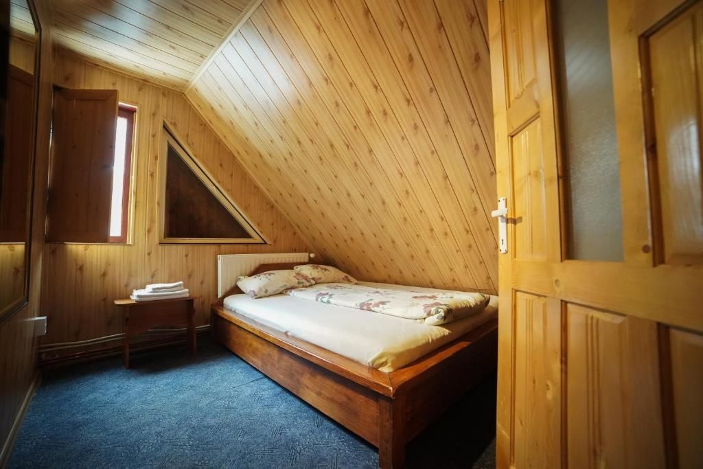 Лоджи Cabana - Vila Crinul Poiana Brasov Пояна-Брашов